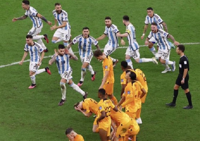 Manque de Fair-Play: Les argentins se moquent des nÃ©erlandais.