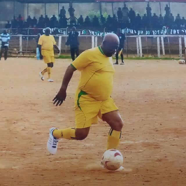 Le chaiman Ni John Fru Ndi, prÃ©sident du Social Democratic Front (SDF)