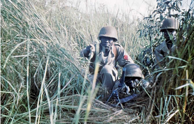 Guerre d'IndÃ©pendance au Cameroun Series: Des soldats dans la broussaille