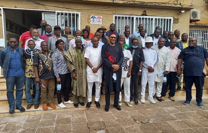 Seidou Mbombo Njoya et les prÃ©sidents de Clubs