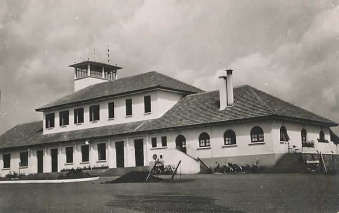 AÃ©roport de YaoundÃ© en 1950