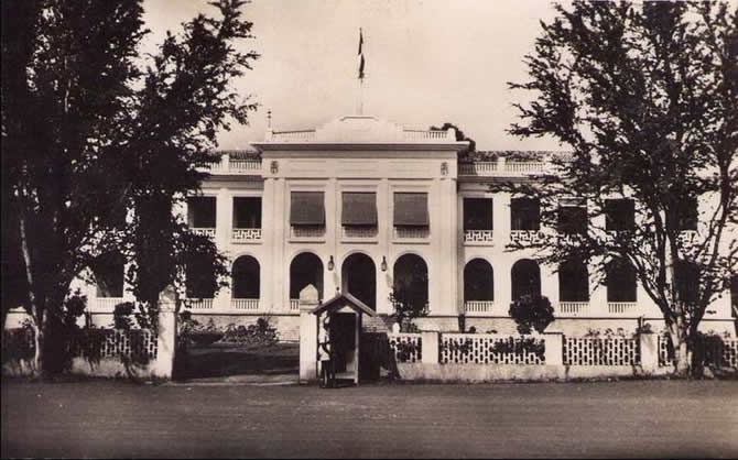 YaoundÃ© ancien palais prÃ©sidentiel en 1961