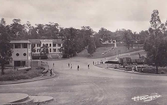 La Poste Centrale de YaoundÃ© en 1940