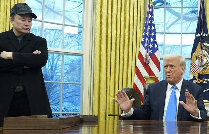 états-Unis : record historique de fortune, purge diplomatique, tensions migratoires et démonstrations de force de l'ère Trump