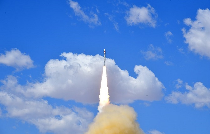 Espace : la Chine renforce son ambition orbitale avec un nouveau lancement stratégique de satellites SatNet