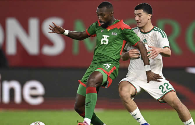 CAN 2025 : Mahrez libère l'Algérie, les Fennecs qualifiés avant polémique