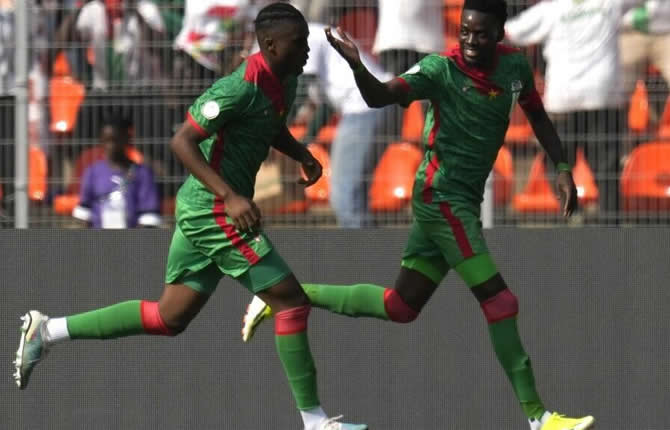 CAN 2025 : le Burkina Faso solide et réaliste, les étalons domptent le Soudan et filent en huitièmes