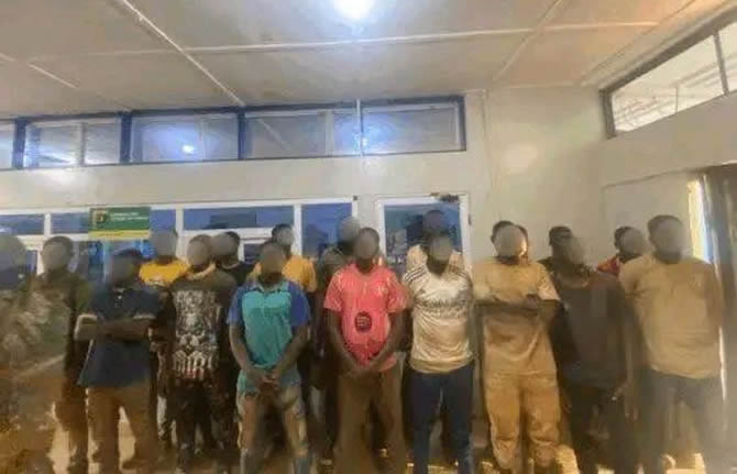 Sables mouvants à la frontière : 17 soldats burkinabés arrêtés au Ghana en pleine « construction » de position offensive