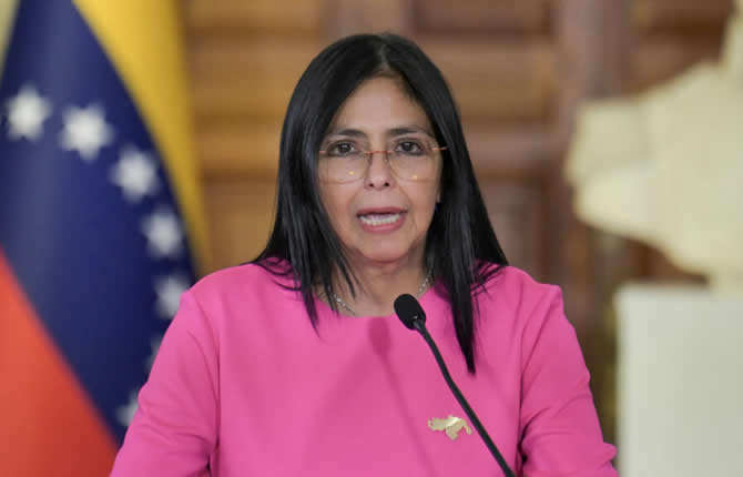 Venezuela sous tutelle américaine : Caracas rouvre le dialogue avec l’Europe pendant que l’ordre mondial vacille