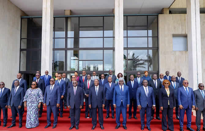 Afrique : Regain de tensions, espoirs de stabilité et crises humanitaires
