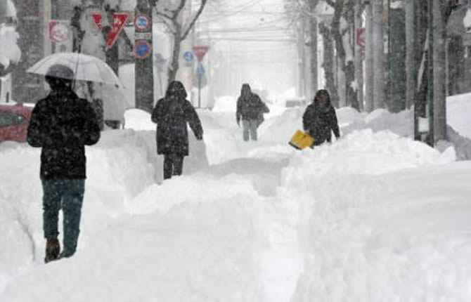 Neige meurtrière au Japon, mer déchainé en Méditerranée : plus de 1 000 vies menacées par des catastrophes climatiques
