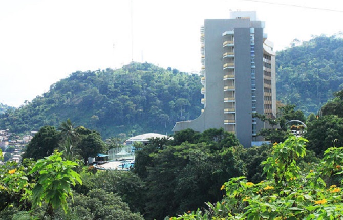 Tourisme : le Cameroun muscle son parc hôtelier et attire les capitaux, entre boom de l'offre et pari sur le luxe