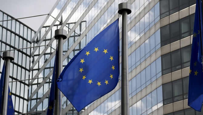 UE : fractures internes, souveraineté numérique et bras de fer stratégique , l'Europe à l'épreuve de son autonomie