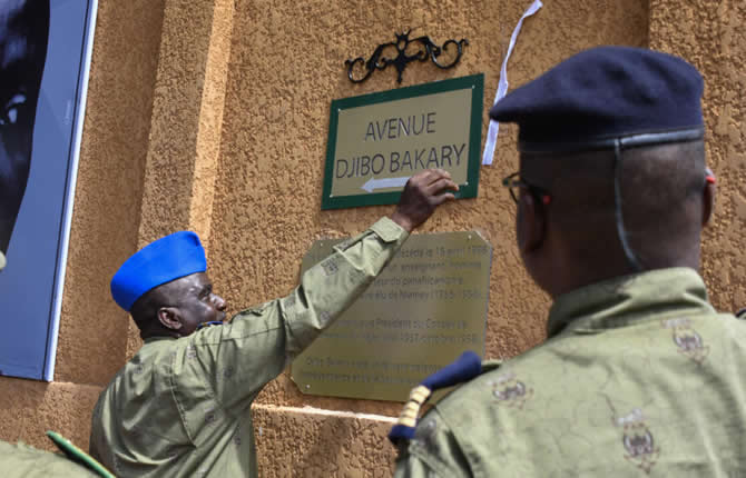 Sahel : Le Niger se prépare à la guerre contre la France, tandis que l'AES se réorganise et se tourne vers Moscou