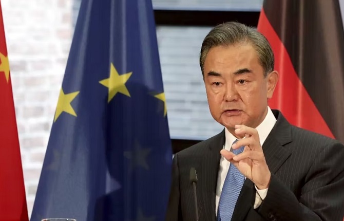 Chine / États-Unis - Europe : diplomatie en mouvement, alliances assumées et tensions en toile de fond