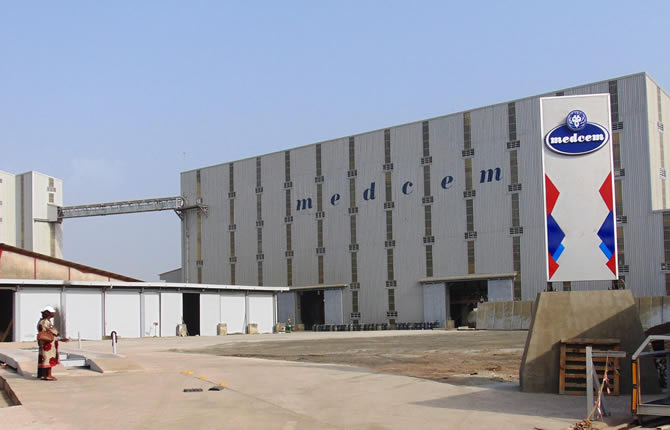 Arrêt de la cimenterie Medcem à Douala : un signal d'alerte pour l'industrialisation voulue par la SND-30