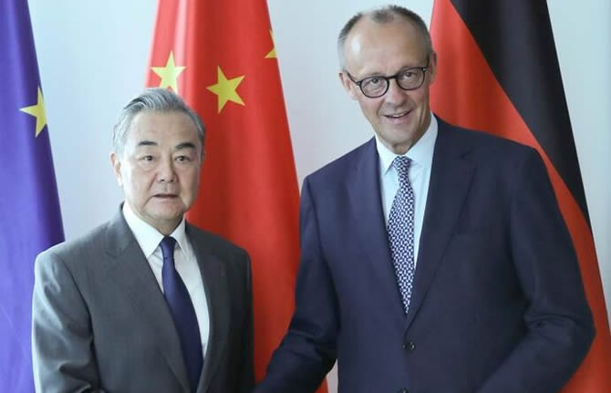 Allemagne-Chine : Friedrich Merz prône la réduction des risques sans rupture économique, Pékin au cœur des équilibres mondiaux