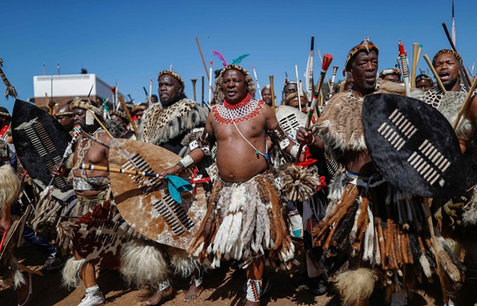 Afrique du Sud : 75 000 euros par an pour les rois, le jackpot royal qui fait débat