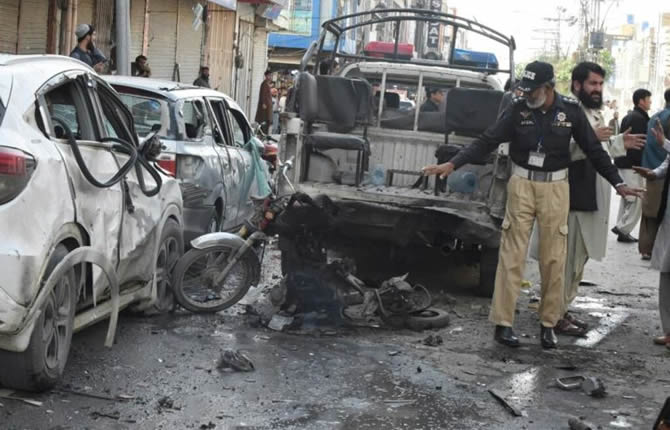 Pakistan - Afghanistan : 352 soldats afghans tués, un avion pakistanais abattu, l'Asie du Sud bascule dans un conflit armé ouvert