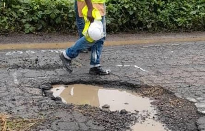 Boucle routière de la Lékié : le chantier s'alourdit de 11 milliards FCFA et glisse vers 2026