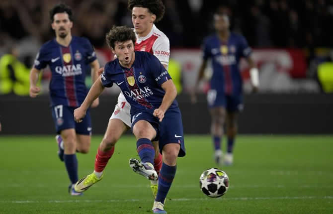 Ligue des Champions : PSG 5-2 Chelsea ! Démonstration au Parc, Kvaratskhelia en feu, Luis Enrique envoie un message à l’Europe