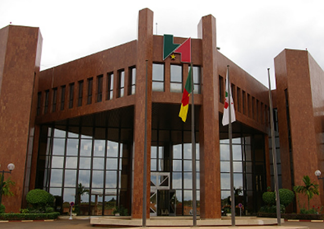 Scandale Glencore au Cameroun : le partenariat suspect entre la SNH et Transparency divise le pays