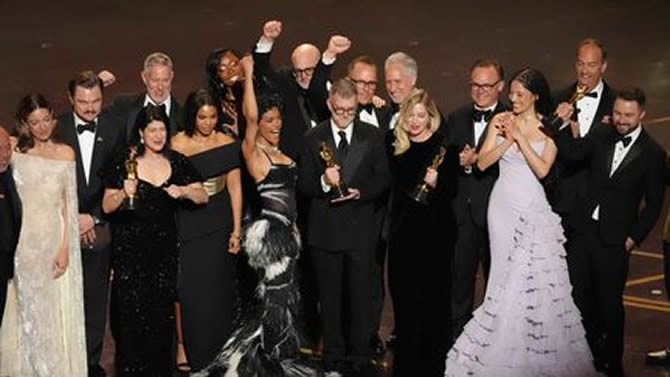 Oscars 2025 : Michael B. Jordan et Jessie Buckley triomphent, “Une bataille après l’autre” sacré meilleur film