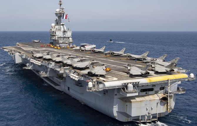 France : Macron baptise le futur porte-avions nucléaire “France libre”, un mastodonte à 10 milliards d’euros pour projeter la puissance mondiale