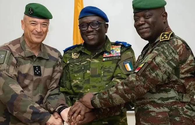 Afrique : sommet militaire au Bénin, guerre aux portes du Tchad, naufrage meurtrier aux Comores et pénurie de carburant au Kenya