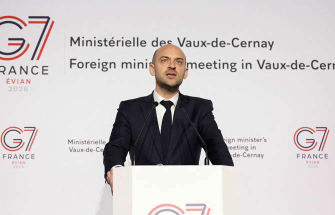 G7 : Bombes, drogue et Tchernobyl – La France bouscule l’ONU et exclut l’Afrique du Sud
