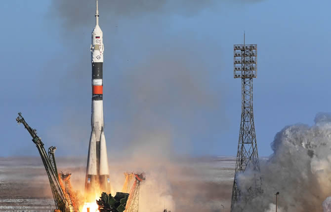 GLONASS, coups d’État, aviation en crise et expulsion « inhumaine » : l’Afrique face aux chocs géopolitiques et technologiques