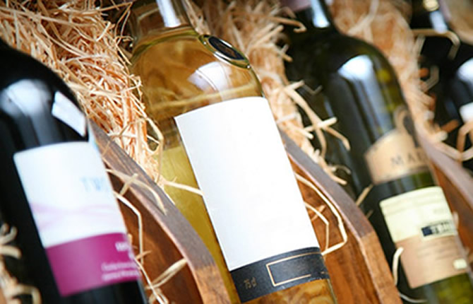 Vin au Cameroun : la facture flambe à 13,4 milliards FCFA en 2025, les importations s’envolent de 37%