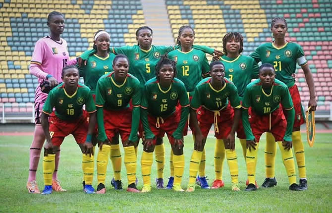 U17 Féminines : Les Lionnes écrasent l’Algérie 6-0 à Olembe, double triplé historique et cap sur le Sénégal