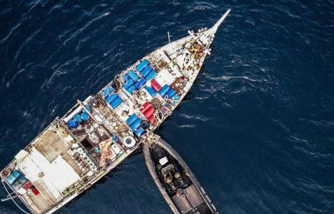 Somalie : des pirates non identifiés prennent le contrôle d’un pétrolier et le déplacent de force – l’UKMTO lance l’alerte