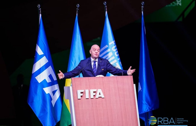 Maroc – Terre sainte du foot : La FIFA pose ses valises à Rabat en 2027, Infantino sur la ligne de départ