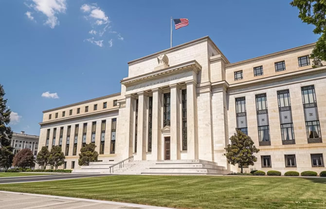États-Unis : Trump, l’Otan, l’Iran et la Fed… Washington au cœur d’une tempête géopolitique mondiale
