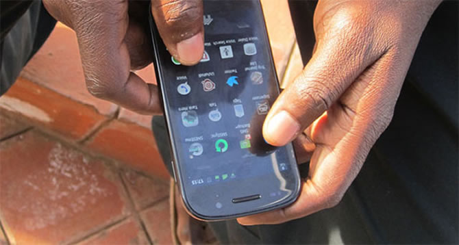 Chute de la natalité : le smartphone accusé, Lula fracasse la démocratie, Starmer sur la corde raide