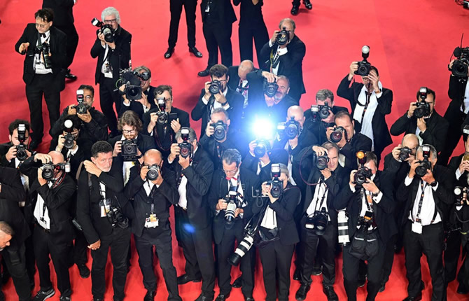France : l’IA freinée à Cannes, Travolta honoré, le pape attendu… Paris durcit aussi le ton contre Musk et Dourov