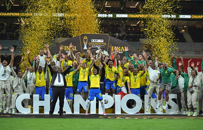 Mamelodi Sundowns sur le toit de l’Afrique : Ronwen Williams héroïque, l’AS FAR brisée en finale !