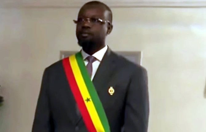 Sénégal : limogé il y a quelques jours, Ousmane Sonko rebondit et prend la tête du Parlement