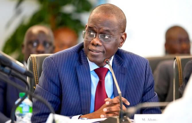 Diomaye Faye tranche : un banquier central à la primature, l’Afrique retient son souffle