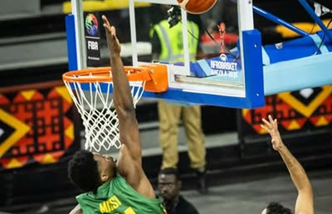 Afrobasket 2025 : Les Lions Indomptables rugissent fort, la Tunisie balay?e 86-65