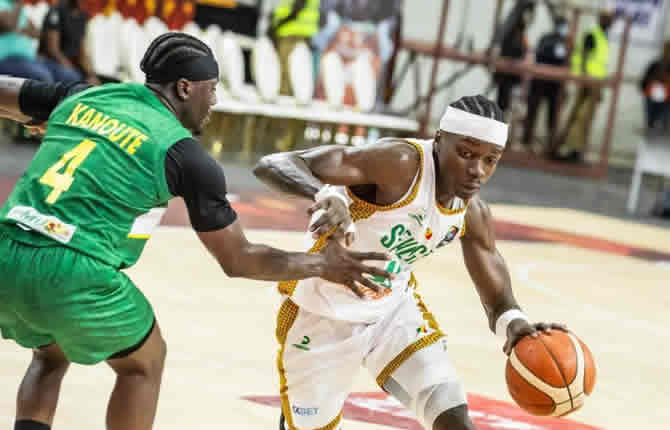 Afrobasket 2025 : Le Mali écrit l?histoire et file en finale après sa victoire héroïque contre le Sénégal (87-80)