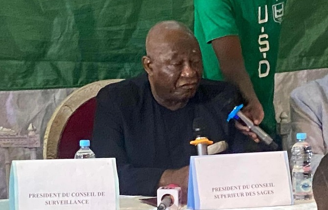 Football Professionnel : L'Union Sportive de Douala se conforme aux exigences de la FECAFOOT