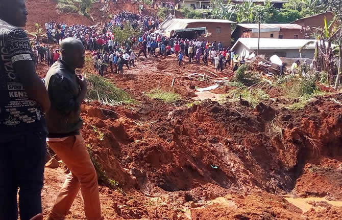 Paul BIYA donne 200 millions de FCFA aux familles endeuillées dans la catastrophe de Bafoussam