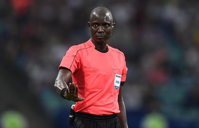 Des algériens se réjouissent de la nomination de Papa Gassama pour arbitrer le match retour contre le Cameroun