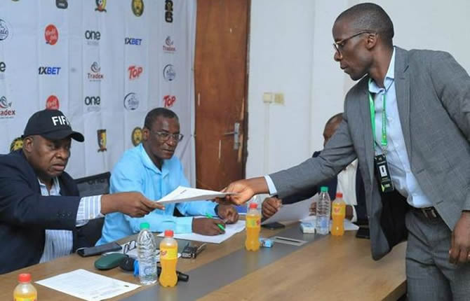 FECAFOOT sous pression : Beno?t Angbwa exige 2,5 millions FCFA sous 8 jours, menace de saisir la justice