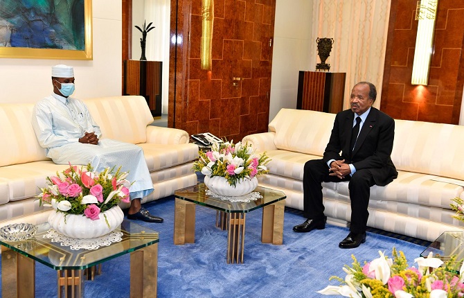 Paul Biya apporte officiellement son soutien à la junte militaire au Tchad