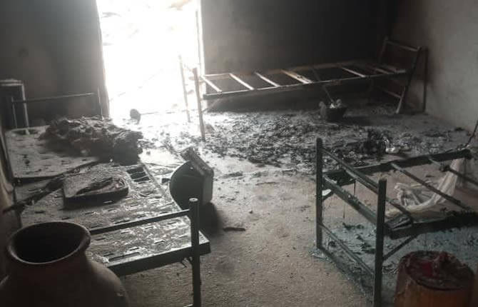 Tourou en cendres : Boko Haram brûle l'école et le poste de police, trois soldats tués