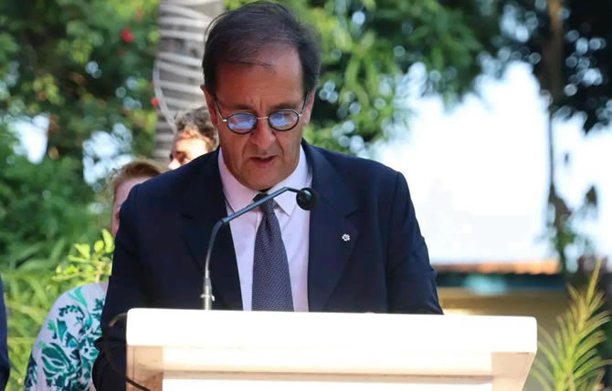 Scandale à Bangui : l’ambassadeur de France et ses « étudiantes »… Le Quai d’Orsay face à une faille explosive